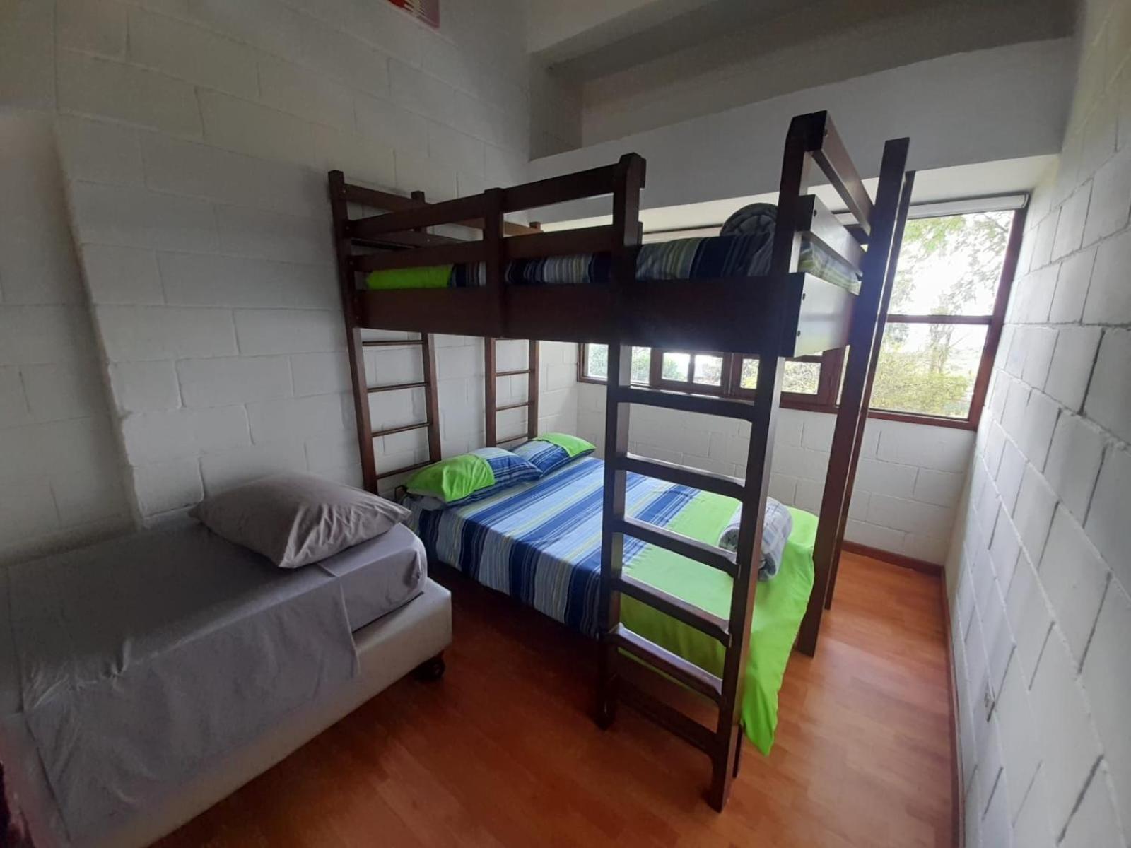 Hotel Maca Lago Calima Zewnętrze zdjęcie